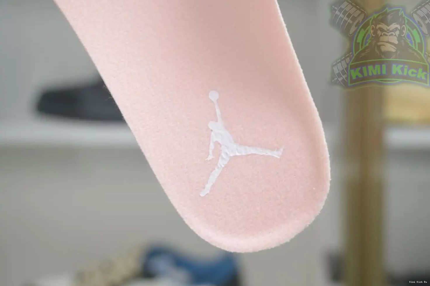 Kimikick Jordan Air Jordan 11 Low WMNS 0523
